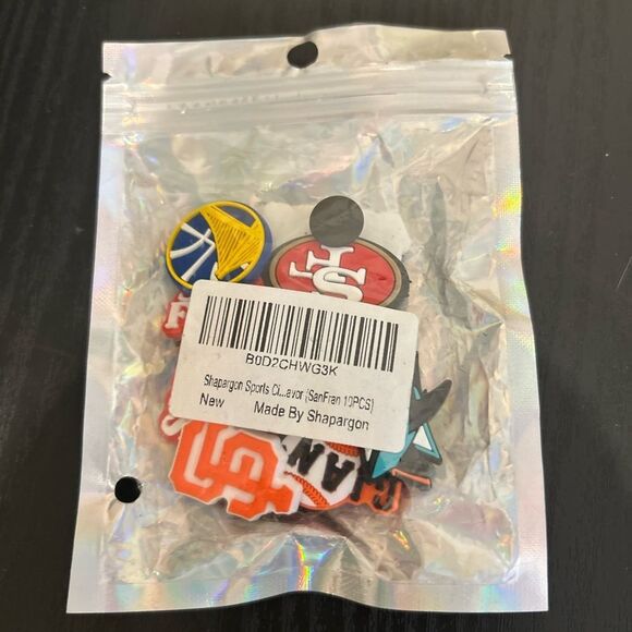 Golden State Warriors Charm Bracelet with Free San Francisco Shoe Charms - Picture 2 of 2